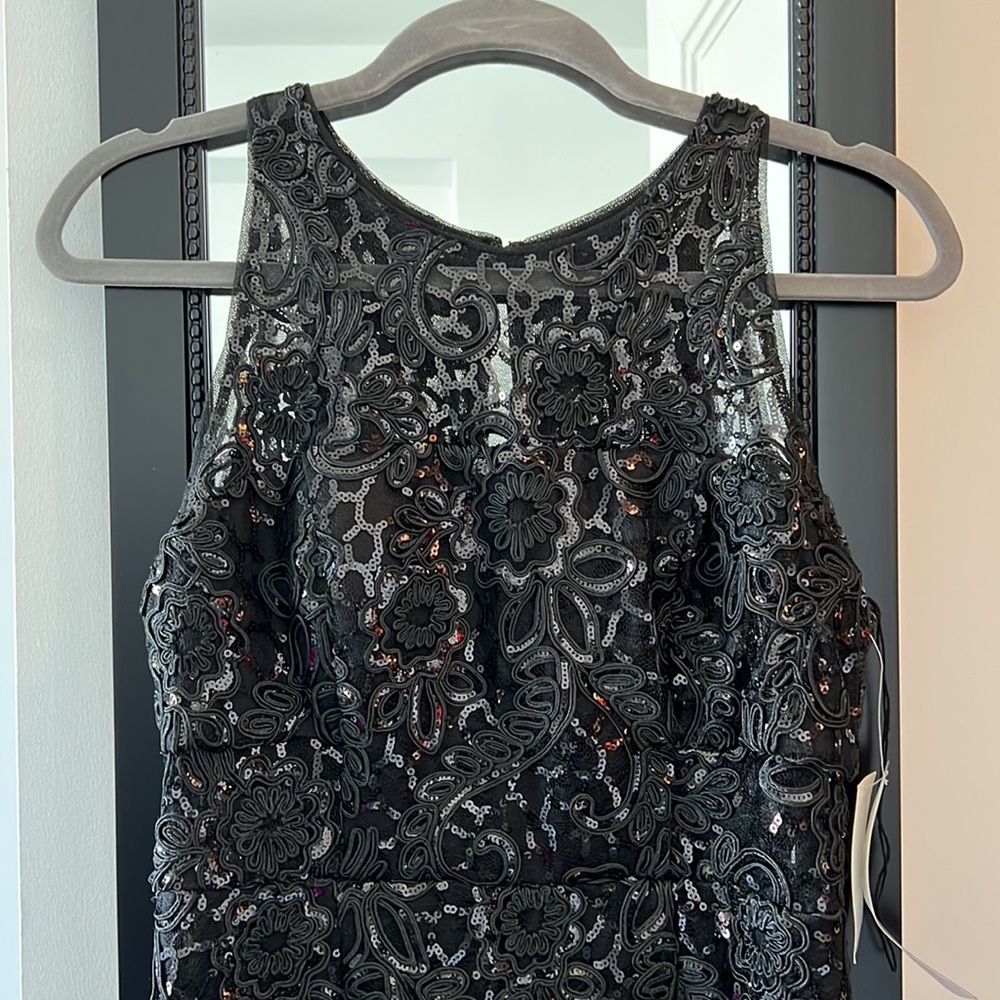NWT - Black sleeveless column gown with cutout/slit ✨